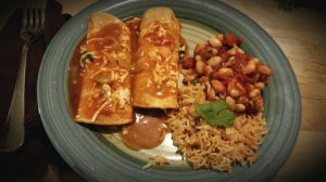 A more attractive attempt, when I made served with pinto beans with tomatoes and Mexican-style brown rice.